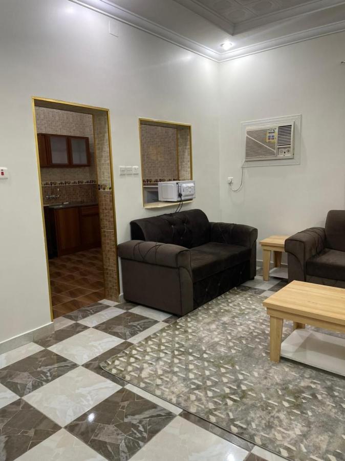 אפרטהוטל אום לאג' Aroos Al Shati Furnished Units מראה חיצוני תמונה